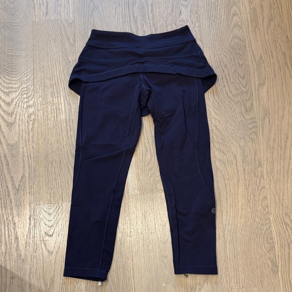 Lululemon crop Navy Blue Skirted Leggings for women’s